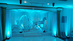 Turquoise up lighting
